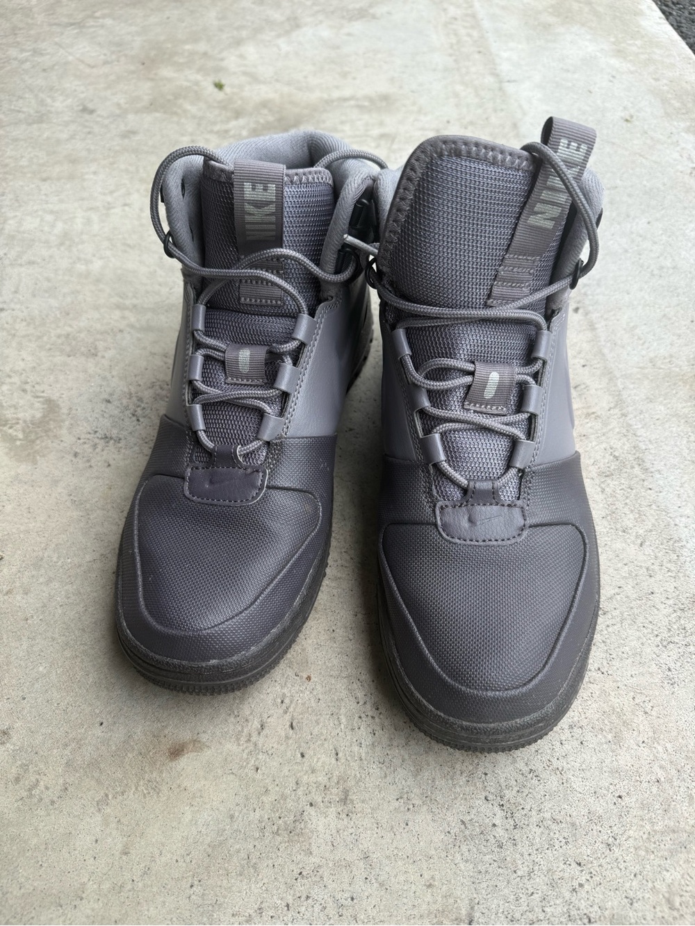 Nike Men's Grey High-Top Sneakers - Picture 4 of 4